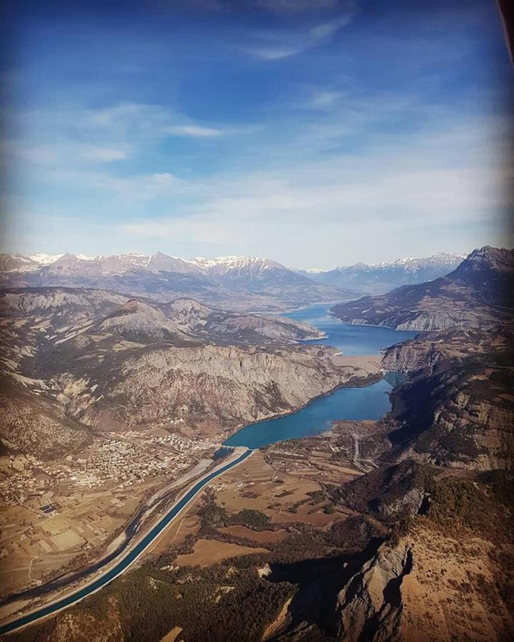 Au Paradis Des Grillons Espinasses Esterno foto
