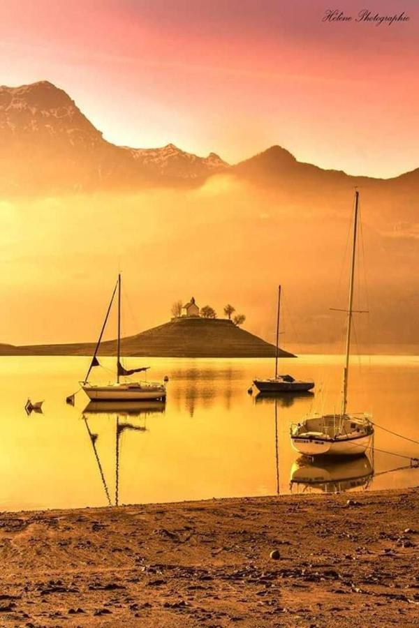 Au Paradis Des Grillons Espinasses Esterno foto